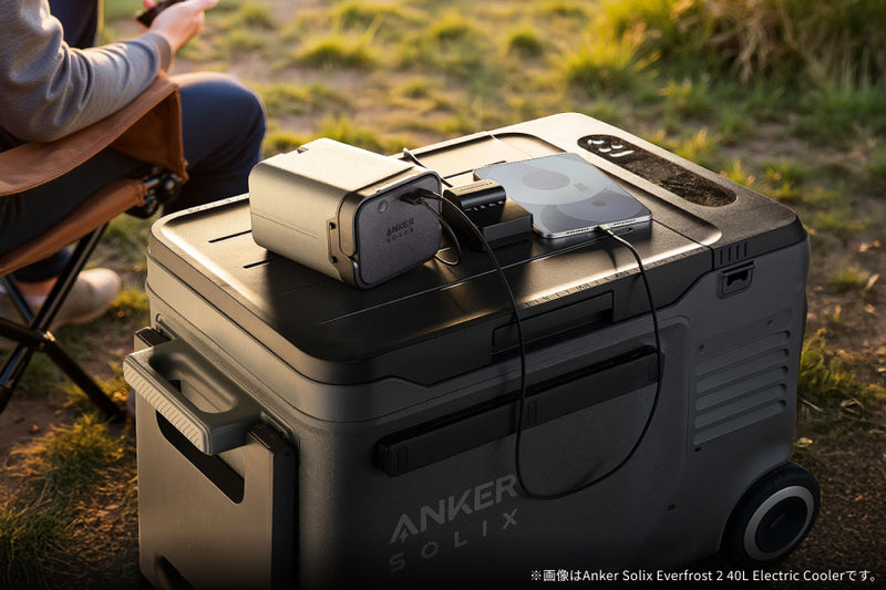 モバイルバッテリーとしても使える取り外し可能バッテリー